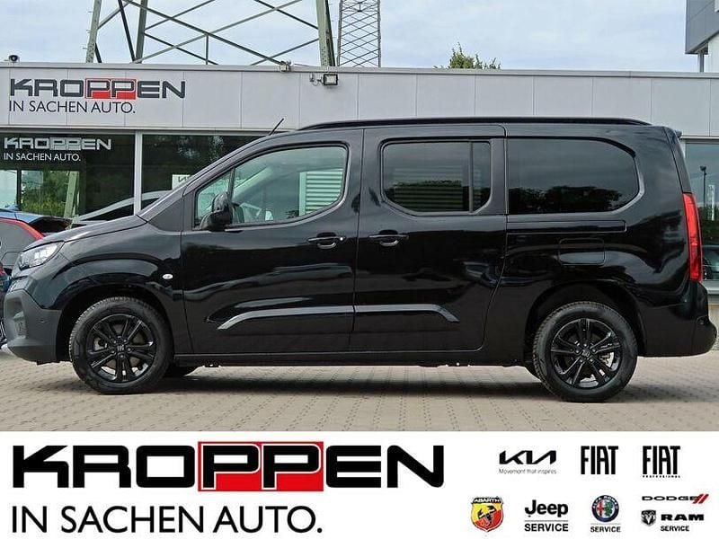 Cinema schwarz (metallik) Neu 2024 Fiat Doblò Van / Kleinbus | 31.990 € (Etwas zu teuer) - Bild 1/4