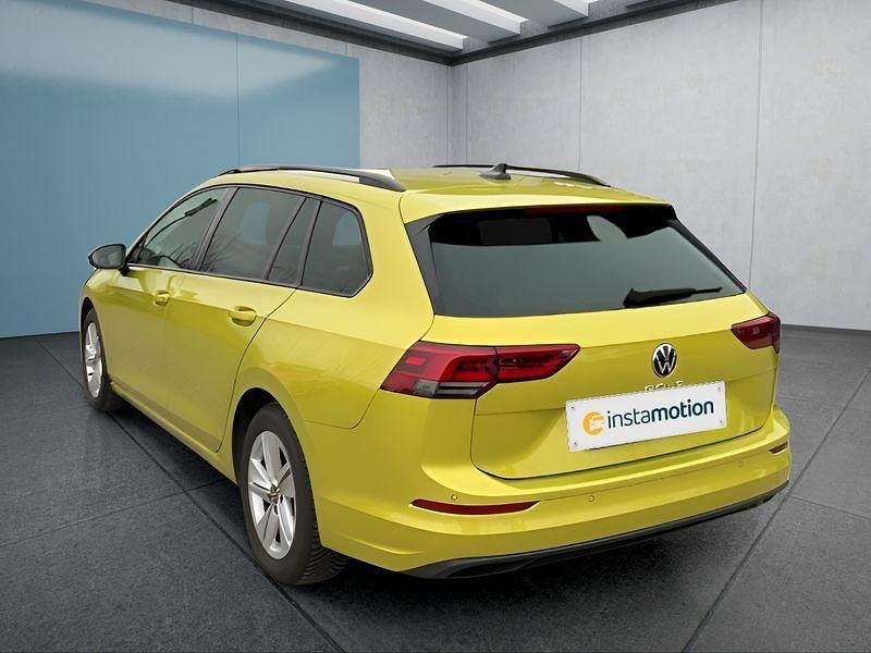 Gebraucht VW Golf VIII 150 PS (110 kW) 2023 Gelb Kombi