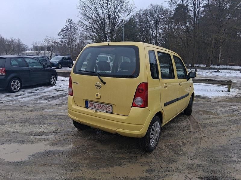 Gebraucht Opel Agila 60 PS (44 kW) 2004 Gelb Van / Kleinbus
