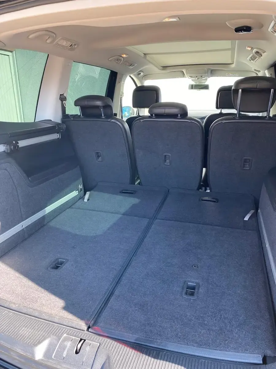 Gebraucht VW Sharan 175 PS (128 kW) 2015 Schwarz Van / Kleinbus