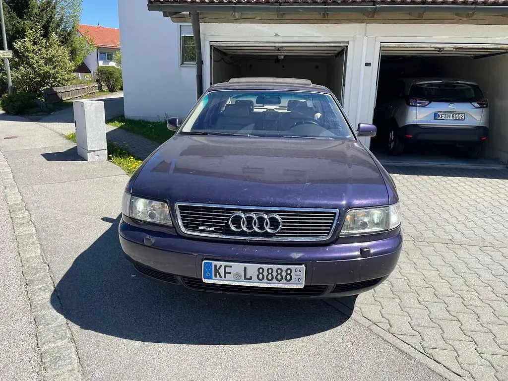 Gebraucht Audi A8 299 PS (219 kW) 1996 Violet Limousine