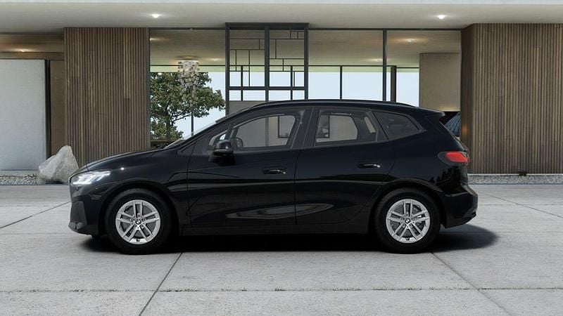 Neu BMW 218 Performance 136 PS (100 kW) 2026 Schwarz Van / Kleinbus