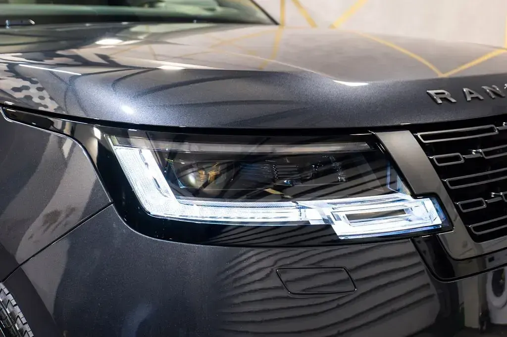 Neu Land Rover Range Rover Autobiography 349 PS (256 kW) 2026 Grau SUV