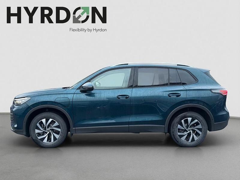 Gebraucht VW Tiguan Edition 150 PS (110 kW) 2025 Blau SUV