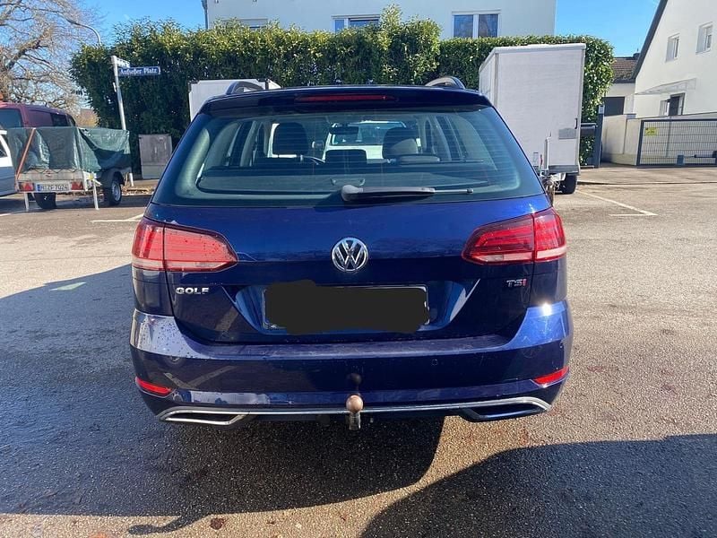 Gebraucht VW Golf VII 125 PS (91 kW) 2017 Blau Kombi
