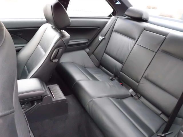 Gebraucht BMW 320 170 PS (125 kW) 2003 Silber metallic Coupé