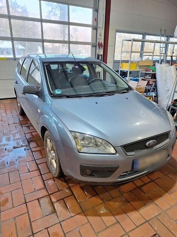 Gebraucht Ford Focus Viva 75 PS (55 kW) 2005 Limousine