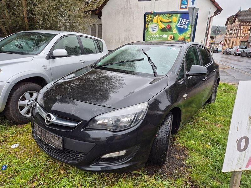 Schwarz Gebraucht 2014 Opel Astra Energy Limousine | 2.800 € (Guter Preis) - Bild 1/4