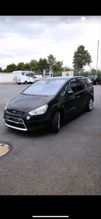 Schwarz Gebraucht 2009 Ford S-MAX Titanium S Van / Kleinbus | 5.777 € (Teuer) - Bild 1/4