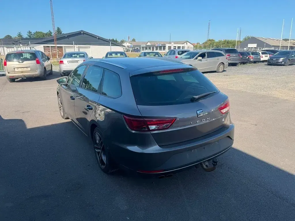 Gebraucht Seat Leon FR 150 PS (110 kW) 2015 Grau Kombi