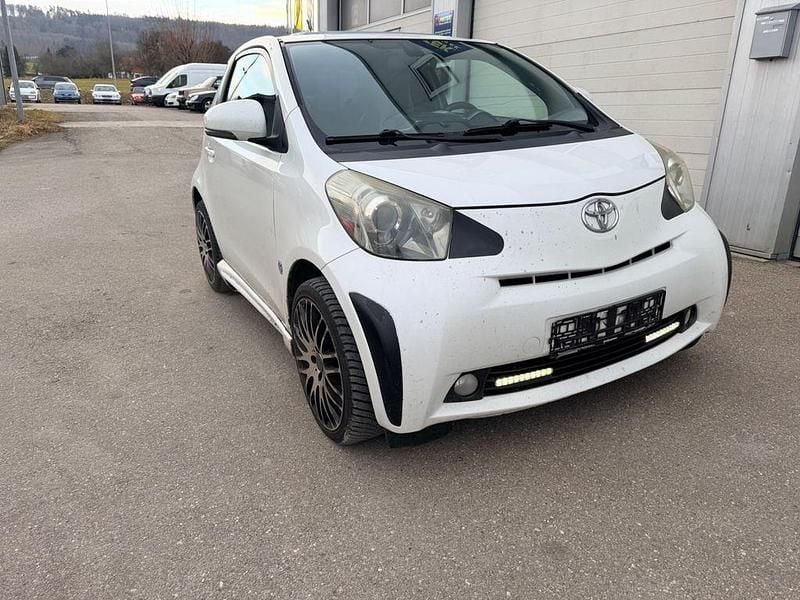 Gebraucht Toyota iQ 90 PS (66 kW) 2009 Weiß Kleinwagen