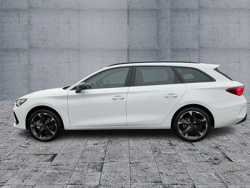 Neu Cupra Leon 204 PS (150 kW) 2025 Weiß Limousine