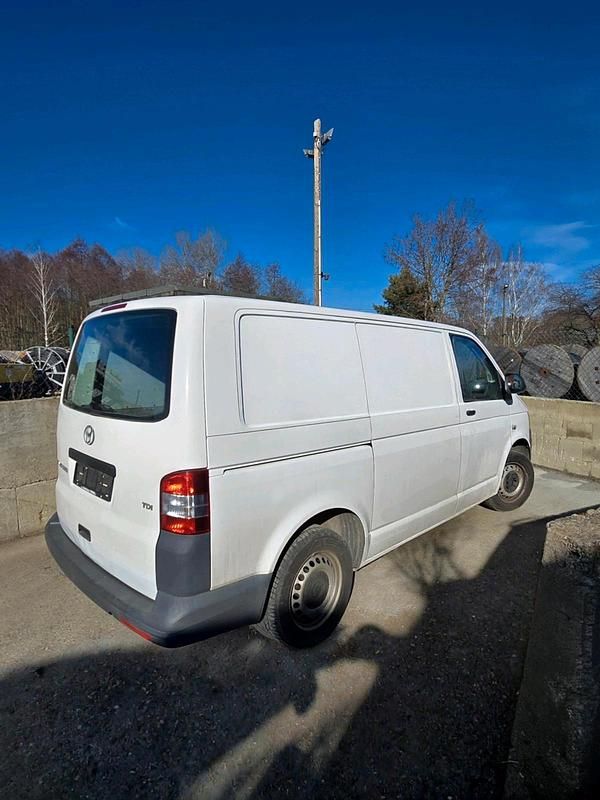 Gebraucht VW T5 140 PS (102 kW) 2012 Weiß Van
