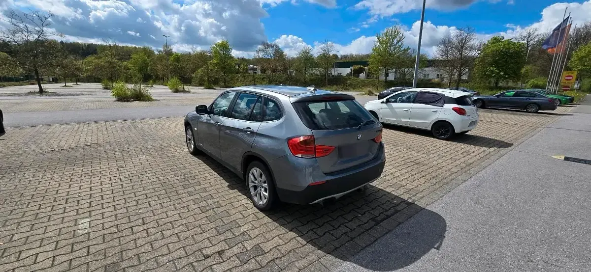 Usado BMW X1 258 CV (189 kW) 2010 Plateado SUV