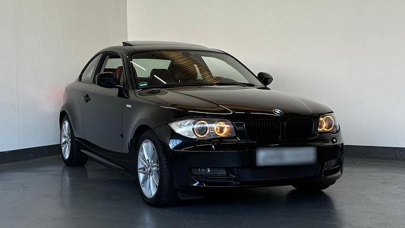 Gebraucht BMW 118 Coupé 143 PS (105 kW) 2010 Schwarz Coupé