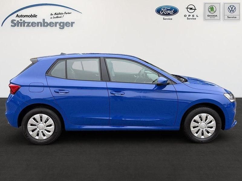 Neu Skoda Fabia Essence 80 PS (58 kW) 2026 Energyblau Kleinwagen