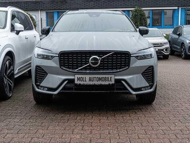 Gebraucht Volvo XC60 Plus 197 PS (144 kW) 2024 Vapour grey SUV