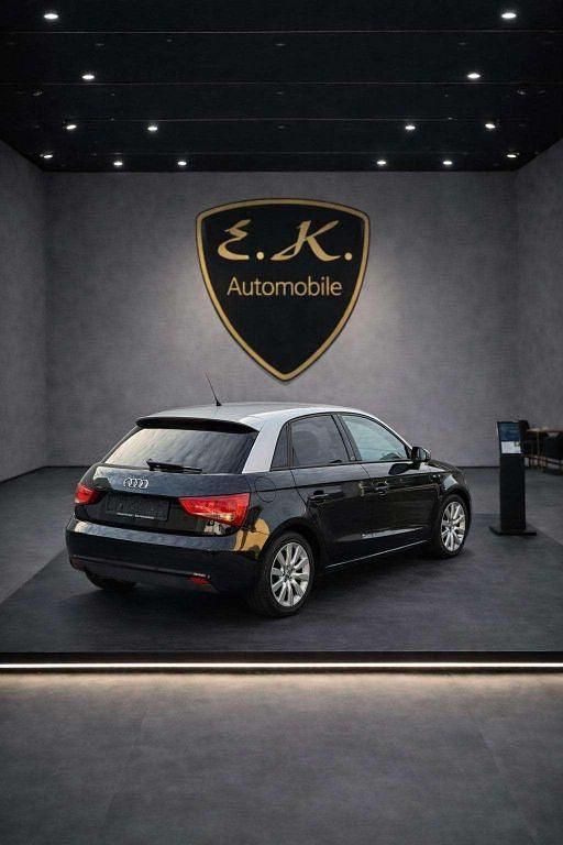 Gebraucht Audi A1 Ambition 86 PS (63 kW) 2012 Phantomschwarz perleffekt Kleinwagen