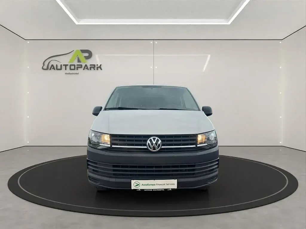 Gebraucht VW Transporter 102 PS (75 kW) 2018 Weiß Van