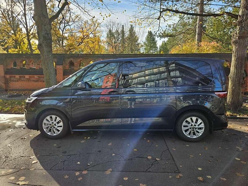 Gebraucht VW Multivan 245 PS (180 kW) 2025 Blau Van