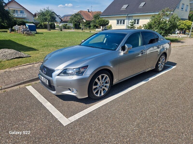 Beige Gebraucht 2015 Lexus GS300 Executive Line Limousine | 21.500 € - Bild 1/4