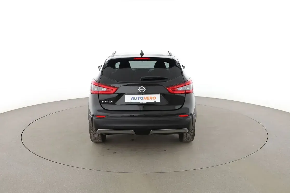 Gebraucht Nissan Qashqai N-Connecta 159 PS (116 kW) 2019 Schwarz SUV