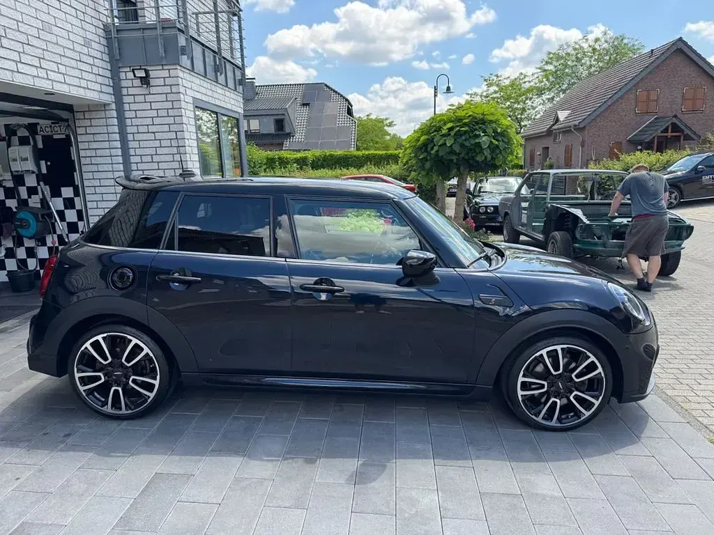Second-hand Mini John Cooper Works 178 CP (130 kW) 2021 Albastru Hatchback