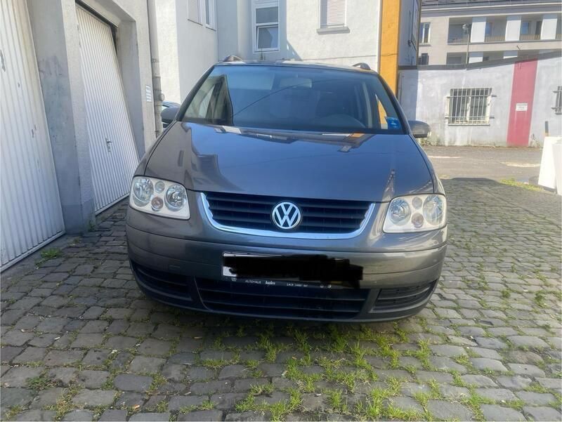 Grau Gebraucht 2005 VW Touran Van / Kleinbus | 1.500 € (Guter Preis) - Bild 1/4