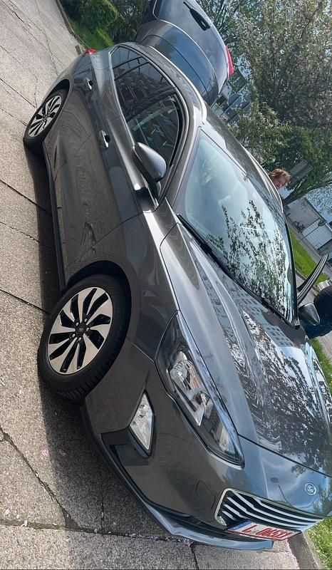 Gebraucht Ford Focus 125 PS (91 kW) 2021 Grau Kombi
