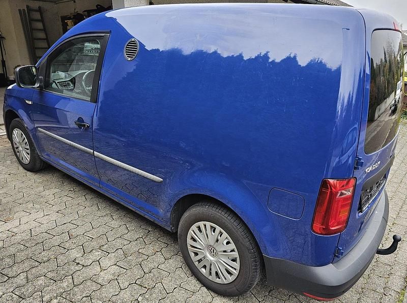 Gebraucht VW Caddy 75 PS (55 kW) 2018 Blau Van / Kleinbus