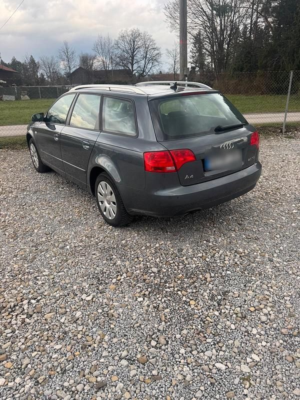 Gebraucht Audi A4 140 PS (102 kW) 2005 Grau Kombi