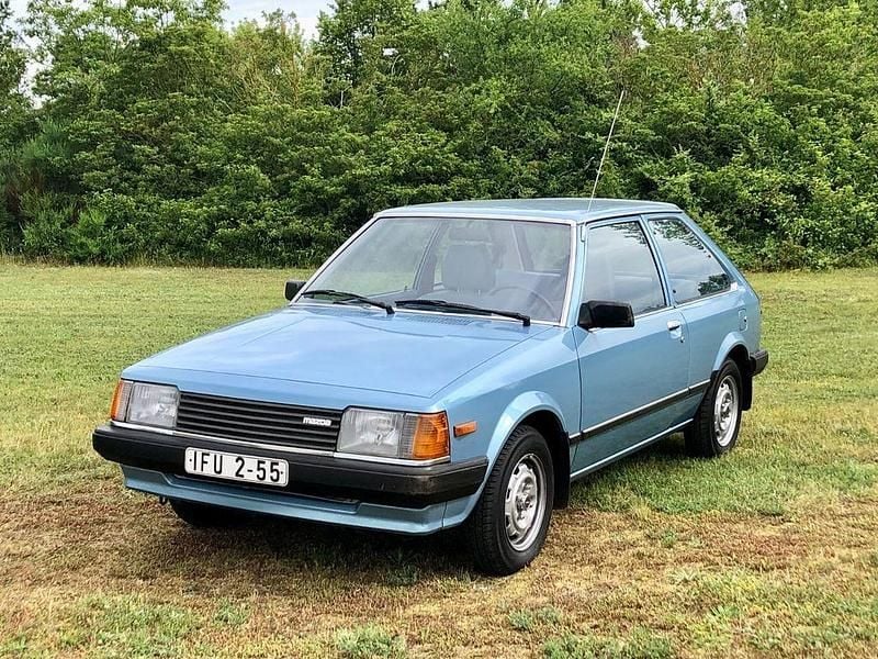 Gebraucht Mazda 323 54 PS (39 kW) 1981 Blau Limousine