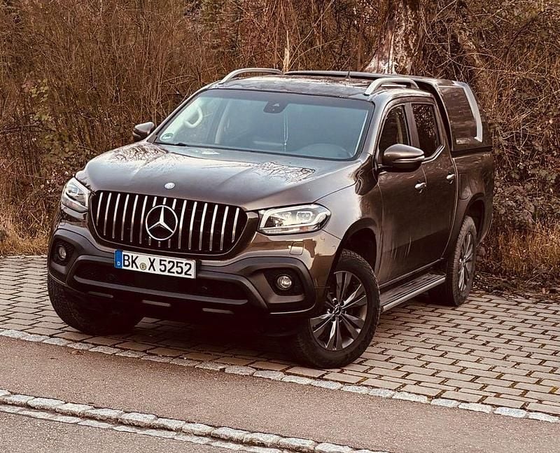 Braun Gebraucht 2018 Mercedes X250 Progressive Abholung | 23.900 € (Teuer) - Bild 1/4