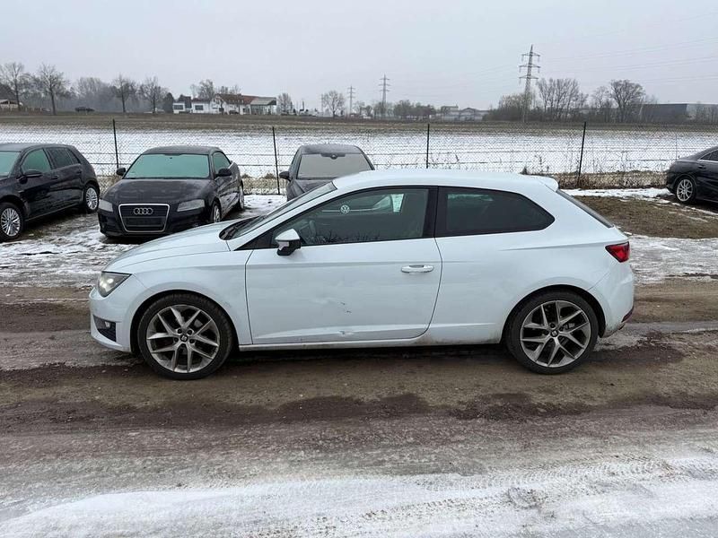 Gebraucht Seat Leon FR 140 PS (102 kW) 2013 Weiß Limousine