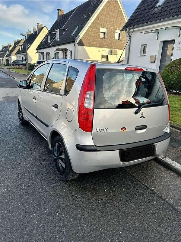Gebraucht Mitsubishi Colt 75 PS (55 kW) 2004 Grau Kleinwagen