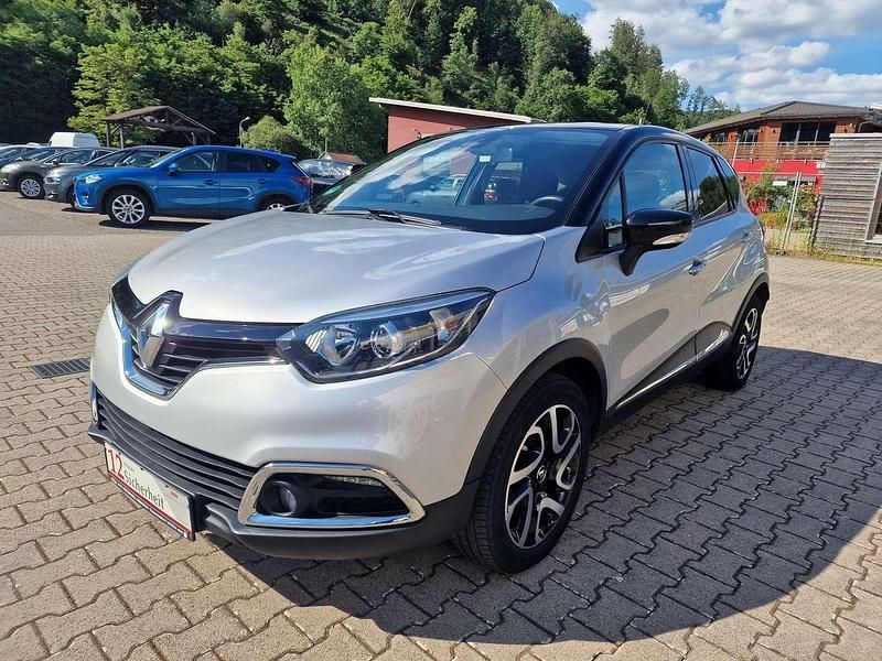 Gebraucht Renault Captur Intens 90 PS (66 kW) 2017 Grau d69 + schwarz gne SUV