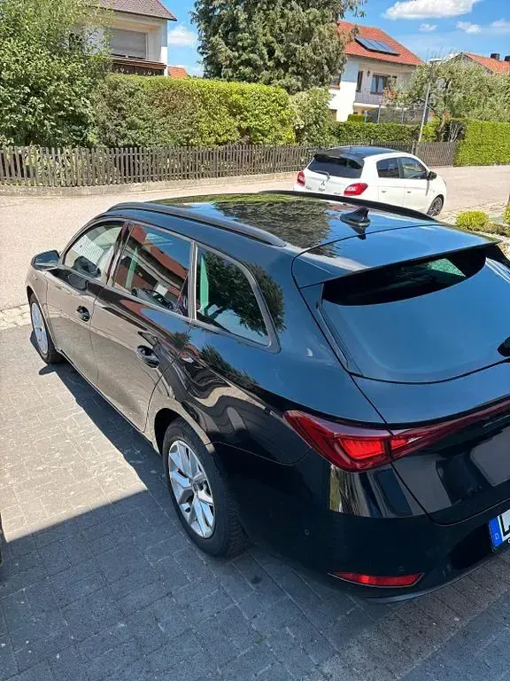 Gebraucht Seat Leon Style 150 PS (110 kW) 2022 Schwarz Limousine