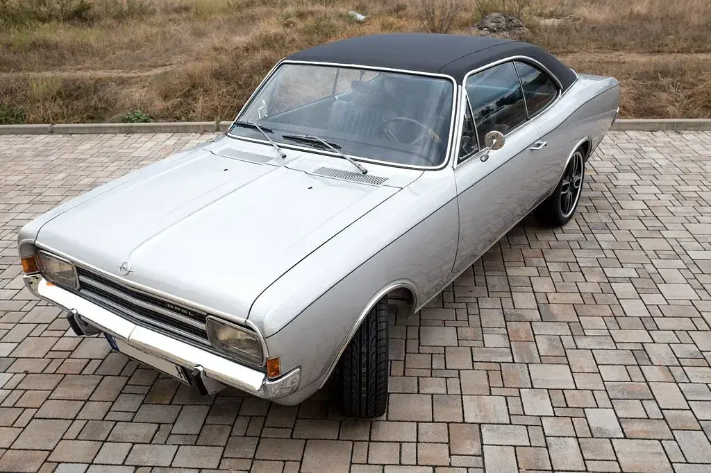 Gebraucht Opel Rekord 75 PS (55 kW) 1971 Silber Limousine
