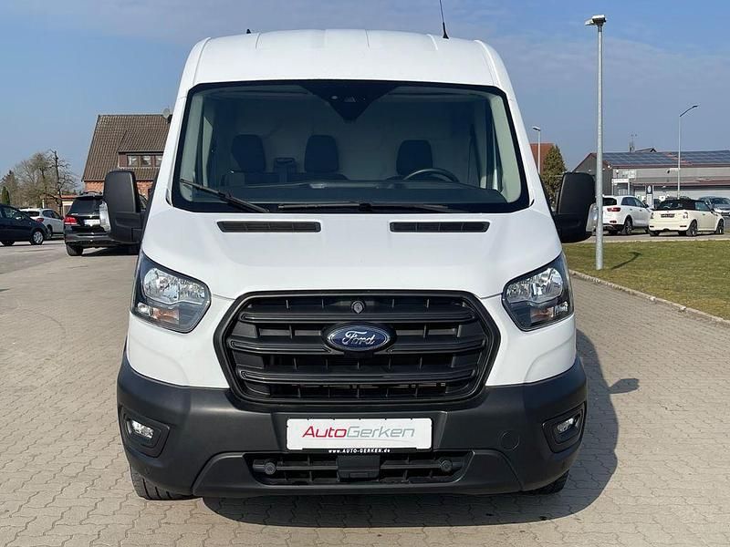Gebraucht Ford Transit Trend 131 PS (96 kW) 2023 Weiß Van / Kleinbus
