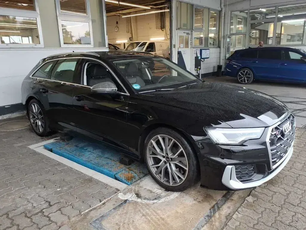 Gebraucht Audi S6 Ambiente 344 PS (253 kW) 2024 Brillantschwarz Kombi