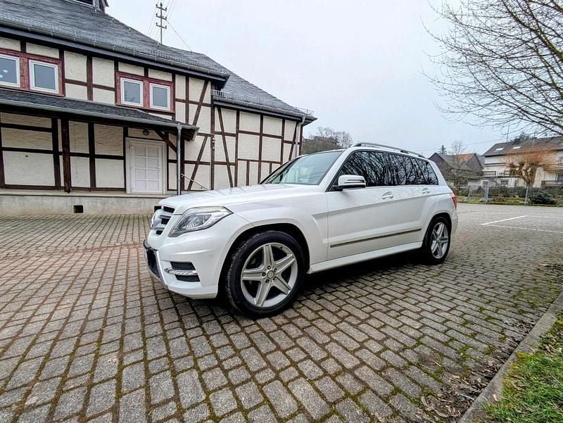 Gebraucht Mercedes GLK350 AMG line 306 PS (225 kW) 2012 Weiß SUV