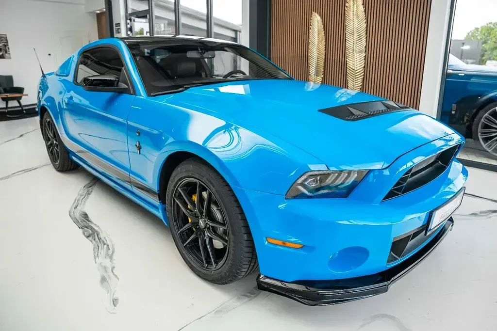 Gebraucht Ford Mustang GT 305 PS (224 kW) 2012 Blau Coupé