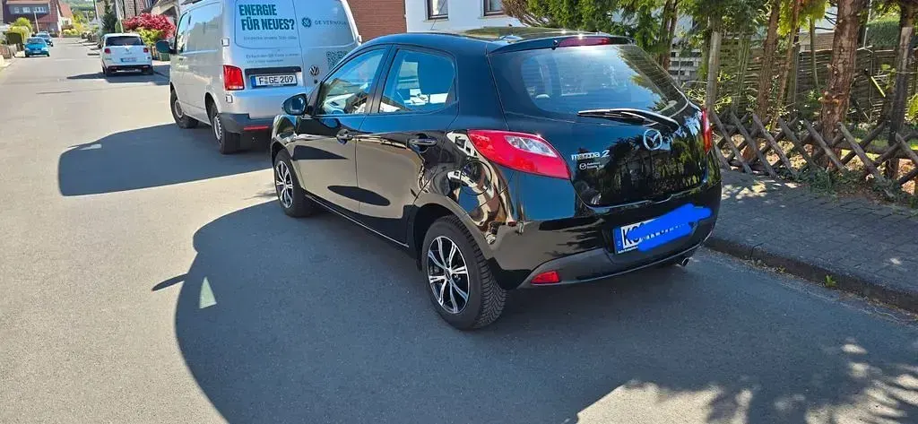 Usata Mazda 2 86 CV (63 kW) 2009 Nero Utilitaria
