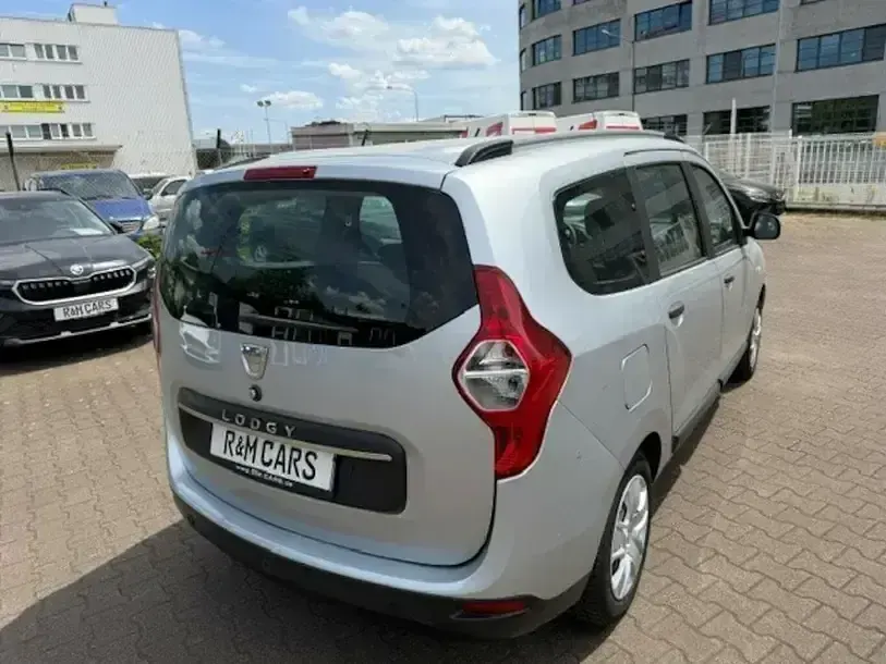 Gebraucht Dacia Lodgy 131 PS (96 kW) 2020 Silber Van / Kleinbus