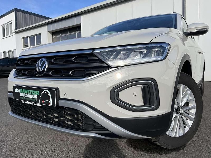 Grau Gebraucht 2024 VW T-Roc Life SUV | 25.460 € (Guter Preis) - Bild 1/4