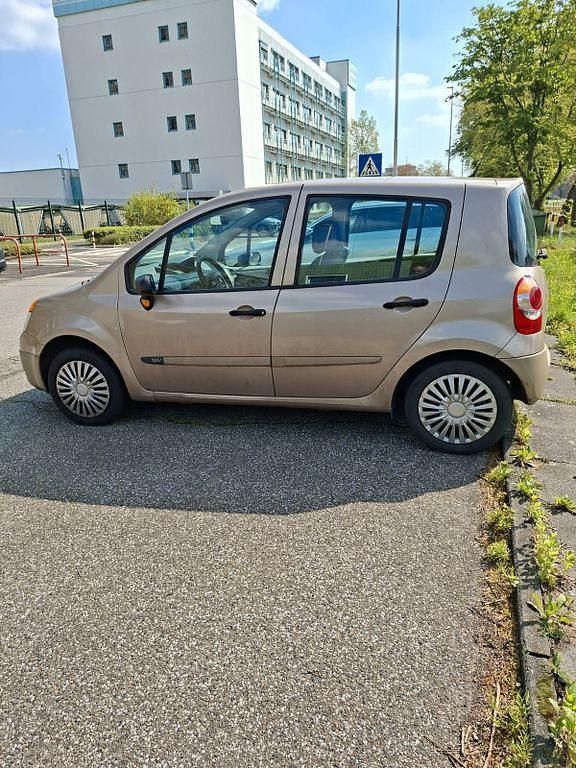 Second-hand Renault Modus Dynamique 75 CP (55 kW) 2005 Auriu Monovolum