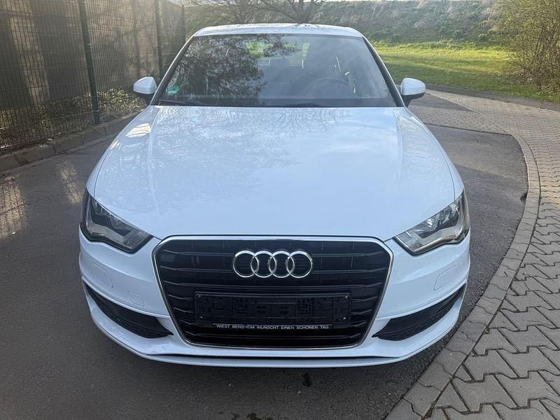 Gebraucht Audi A3 Ambition 125 PS (91 kW) 2016 Weiß Limousine