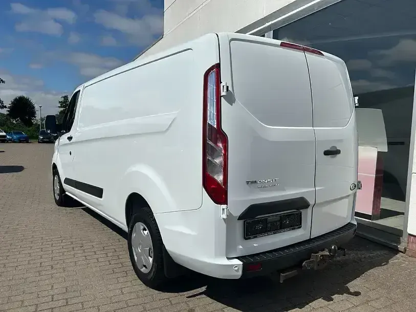 Gebraucht Ford Transit Custom Trend 131 PS (96 kW) 2021 Frostweiß Van