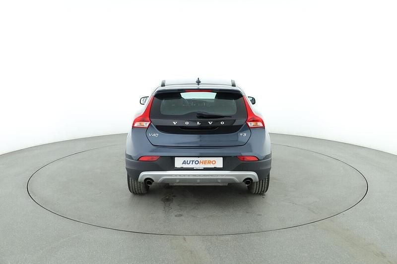 Gebraucht Volvo V40 CC Plus 152 PS (111 kW) 2017 Blau Kombi