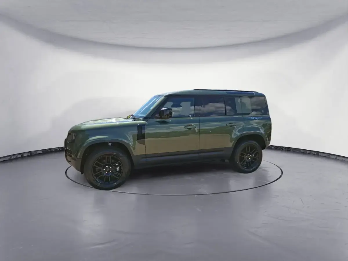 Neu Land Rover Defender S 200 PS (147 kW) 2026 Grün SUV